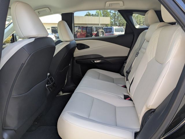 Used 2024 Lexus RX 350 FWD w/ Technology Package image 15