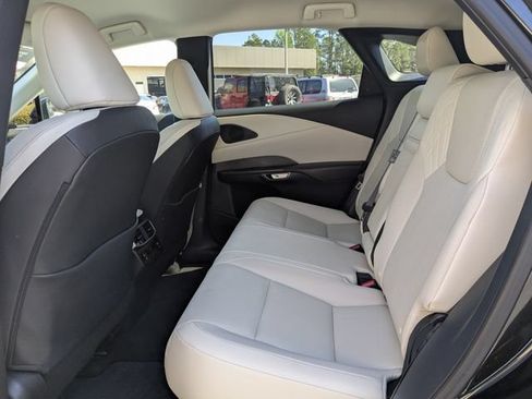 Used 2024 Lexus RX 350 FWD w/ Technology Package image 15