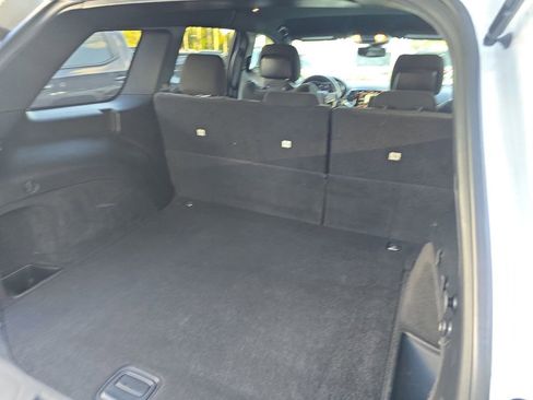 Used 2019 Jeep Grand Cherokee Laredo RWD image 8