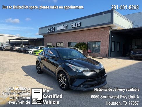 Used 2018 Toyota C-HR XLE FWD image 1