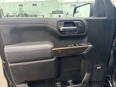 Used 2022 Chevrolet Silverado 1500 LT Trail Boss w/ Convenience Package II AWD/4WD image 15