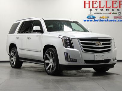 Used 2016 Cadillac Escalade Luxury