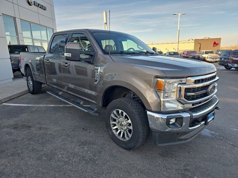Used 2022 Ford F250 Lariat w/ Lariat Value Package image 3