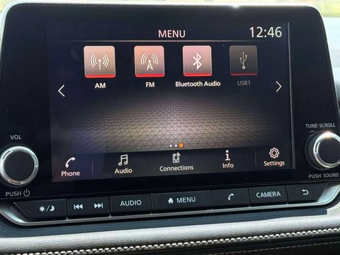 Used 2025 Nissan Rogue SV AWD/4WD image 27