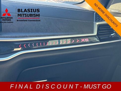 Used 2024 BMW X5 xDrive40i w/ Premium Package image 31