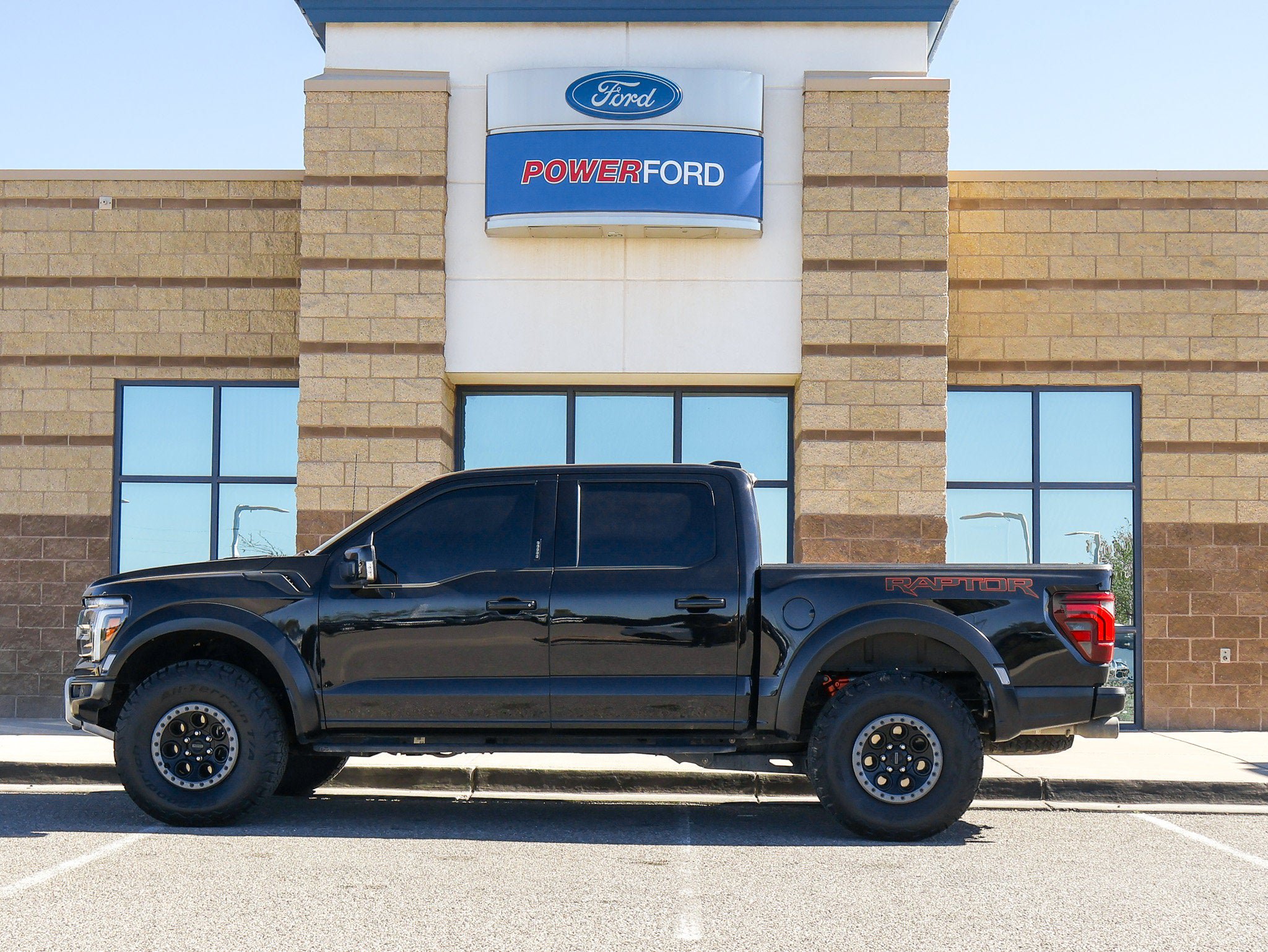 Certified 2024 Ford F150 Raptor AWD/4WD image 9