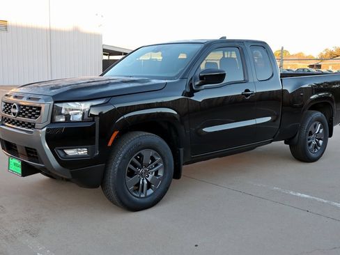 New 2026 Nissan Frontier SV w/ SV Convenience Package image 3