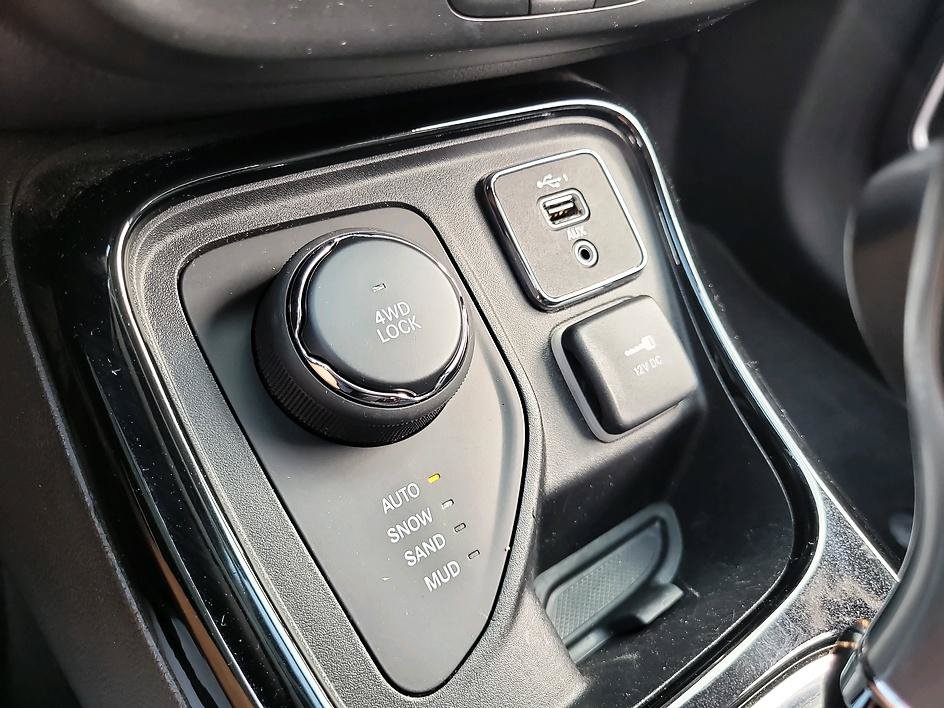 Used 2021 Jeep Compass Limited AWD/4WD image 52