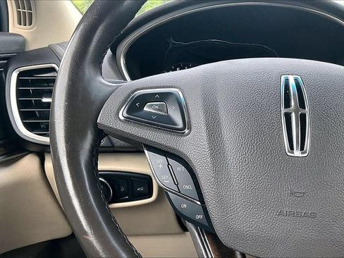 Used 2016 Lincoln MKX Select w/ Select Plus Package AWD/4WD image 20