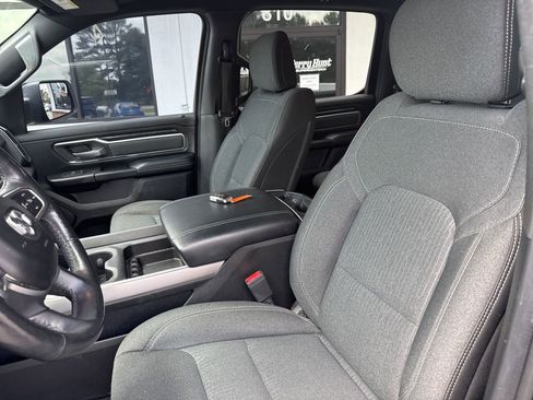 Used 2019 RAM 1500 Big Horn AWD/4WD image 3