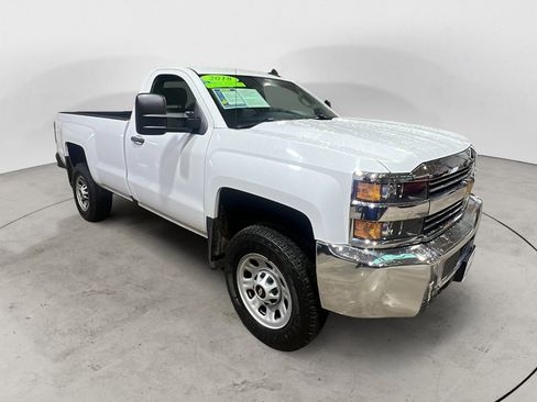 Used 2018 Chevrolet Silverado 3500 W/T w/ Snow Plow Prep Package image 8