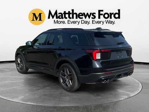 Used 2025 Ford Explorer ST w/ Sun And Sound Package AWD/4WD image 3