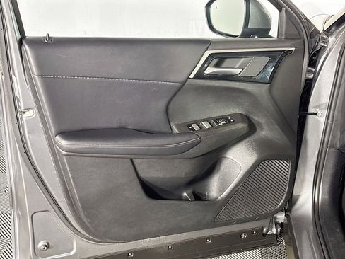 Used 2024 Mitsubishi Outlander SE image 10