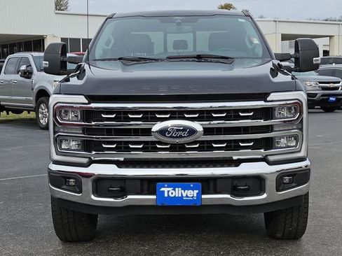 Used 2024 Ford F250 Lariat w/ FX4 Off-Road Package image 3