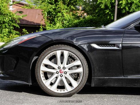 Used 2015 Jaguar F-TYPE S RWD image 4