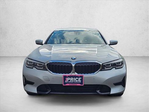 Used 2019 BMW 330i xDrive Sedan AWD/4WD image 8