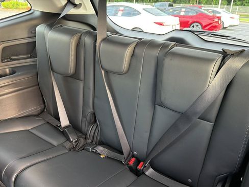 Used 2023 Subaru Ascent Limited w/ Popular Package #2A AWD/4WD image 13