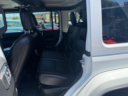 Used 2021 Jeep Wrangler Unlimited Sahara AWD/4WD image 22