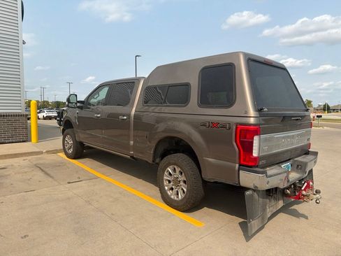 Used 2019 Ford F250 King Ranch w/ King Ranch Ultimate Package AWD/4WD image 3