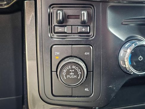 Used 2022 Ford F150 XLT w/ Equipment Group 302A High image 25