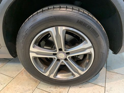 Used 2016 Mercedes-Benz GLC 300 4MATIC image 10