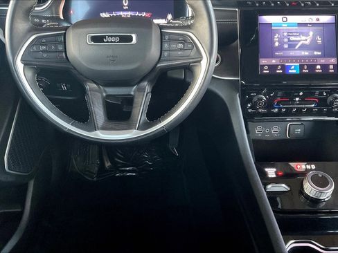 Used 2022 Jeep Grand Cherokee L Limited w/ Trailer Tow Group (B) image 8