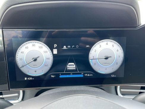 New 2025 Hyundai Elantra Limited image 40