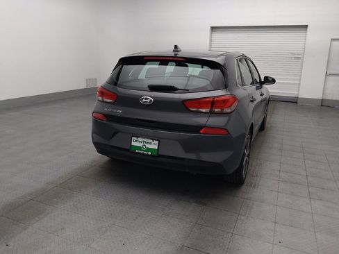 Used 2018 Hyundai Elantra GT FWD image 7