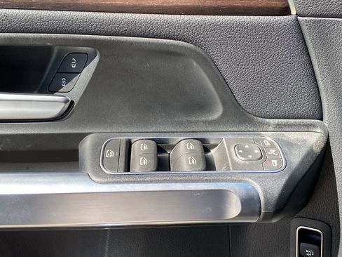 Used 2023 Mercedes-Benz EQB 250+ 250+ image 17