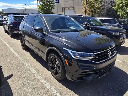 Used 2023 Volkswagen Tiguan SE R-Line AWD/4WD image 8