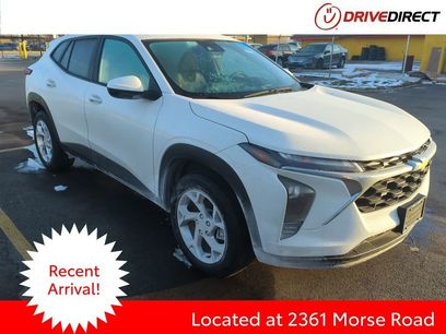 Used 2025 Chevrolet Trax LS w/ LS Convenience Package