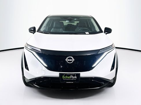 Used 2025 Nissan Ariya FWD image 2
