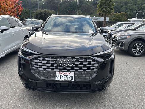 Used 2025 Audi Q5 Premium Plus w/ Premium Plus image 3