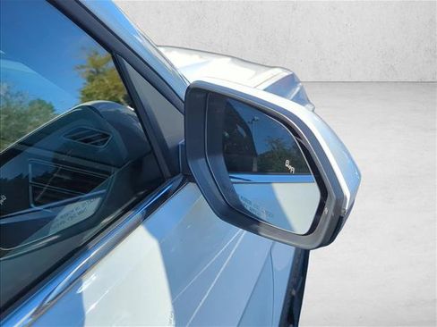 Used 2024 Volkswagen Atlas SE w/ Panoramic Sunroof Package FWD image 6