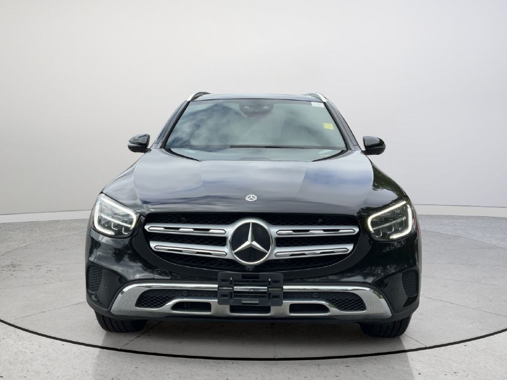 Used 2020 Mercedes-Benz GLC 300 4MATIC w/ Parking Assistance Package image 3