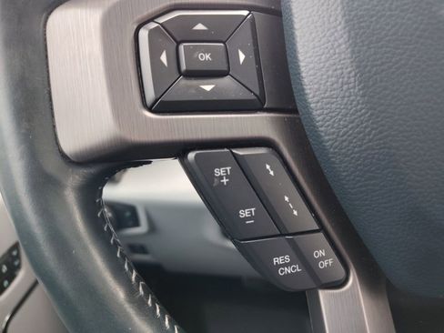 Used 2022 Ford F350 Limited w/ FX4 Off-Road Package image 11