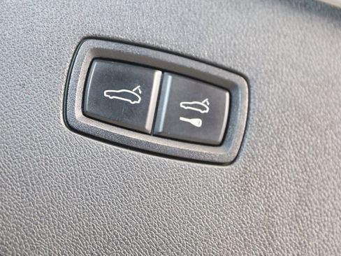 Used 2020 Porsche Cayenne AWD/4WD image 61