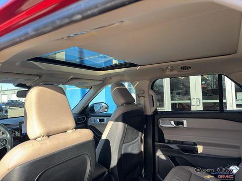 Used 2020 Ford Explorer Limited w/ Class III Trailer Tow Package image 15