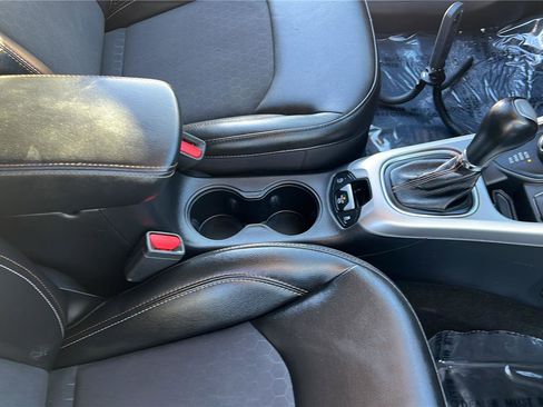 Used 2018 Jeep Compass Latitude w/ Popular Equipment Group image 21