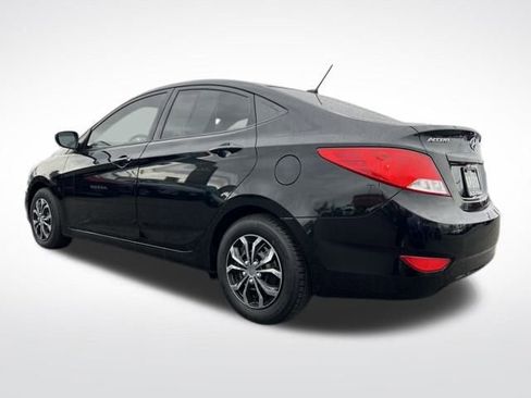 Used 2017 Hyundai Accent SE image 3