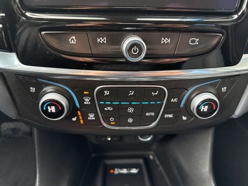 Used 2018 Chevrolet Traverse Premier image 27