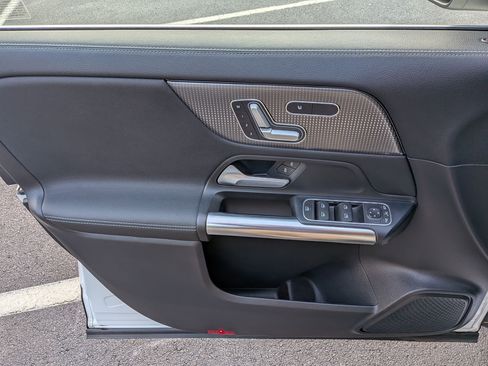 Certified 2022 Mercedes-Benz GLA 250 4MATIC image 14