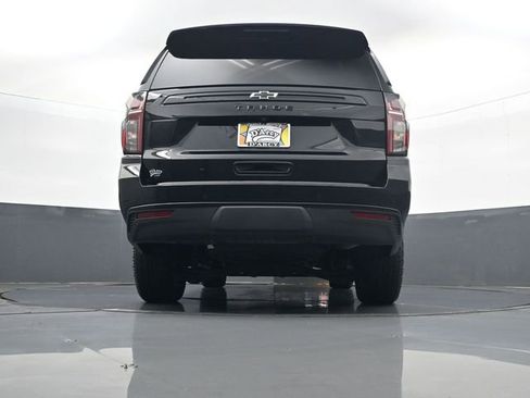 Used 2023 Chevrolet Tahoe Z71 w/ Luxury Package AWD/4WD image 27
