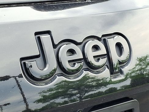 Used 2021 Jeep Grand Cherokee Limited X AWD/4WD image 28