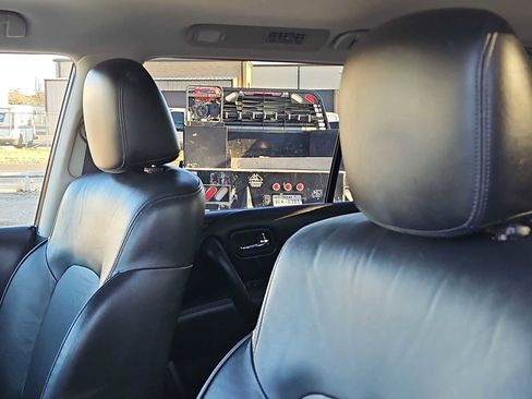 Used 2022 Nissan Armada SL w/ Captain's Chairs Package image 17