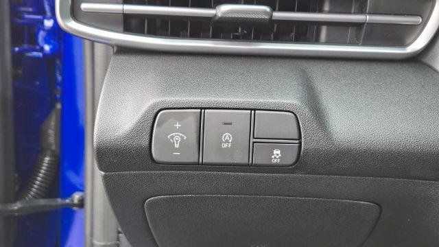 Used 2026 Hyundai Elantra SE FWD image 17