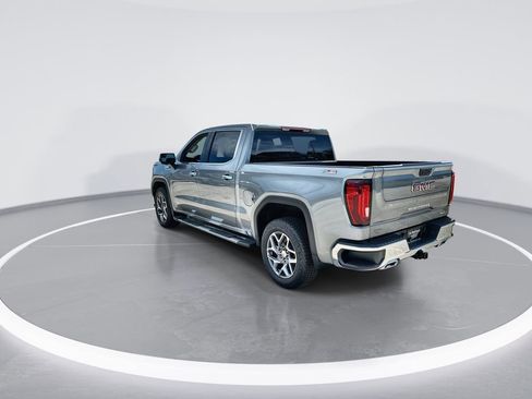 New 2026 GMC Sierra 1500 SLT image 6