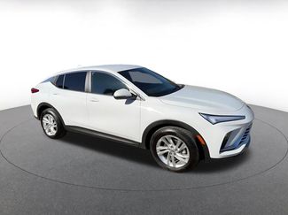 Used 2025 Buick Envista Preferred video 2