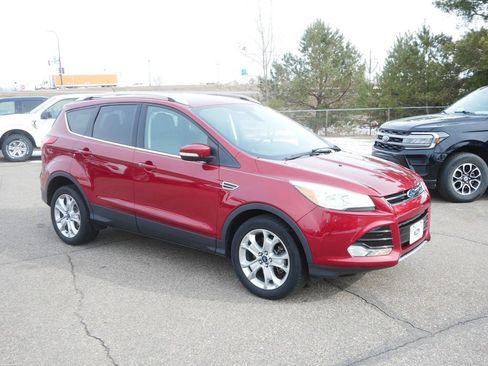 Used 2015 Ford Escape Titanium image 3