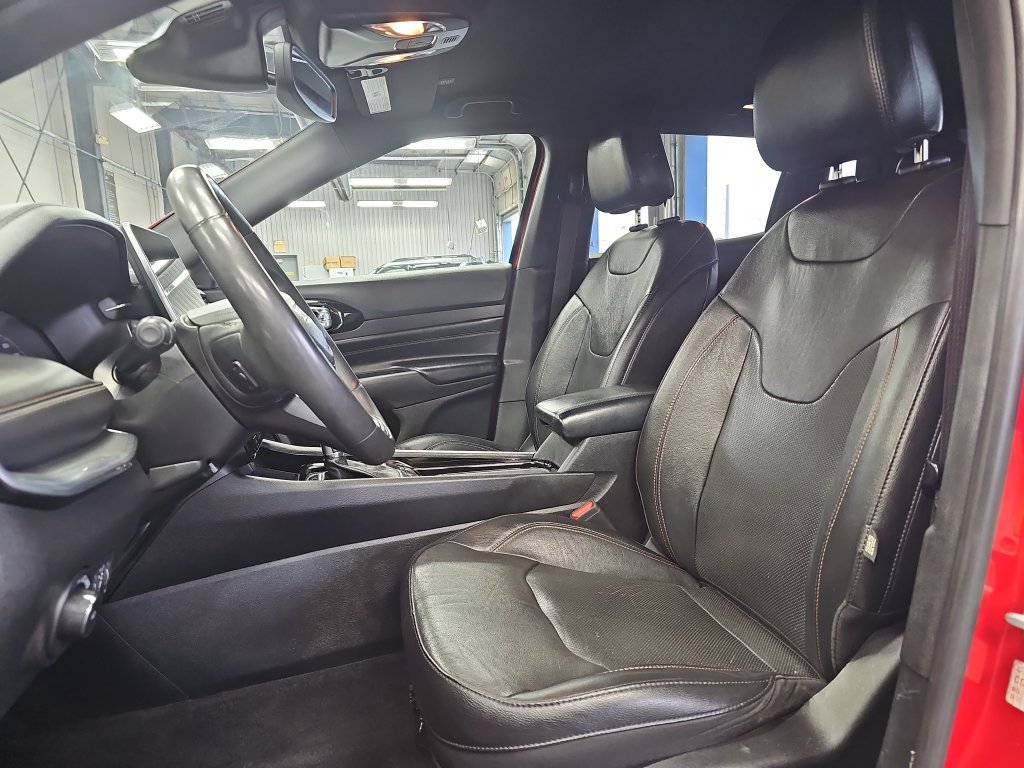 Used 2023 Jeep Compass Limited AWD/4WD image 14